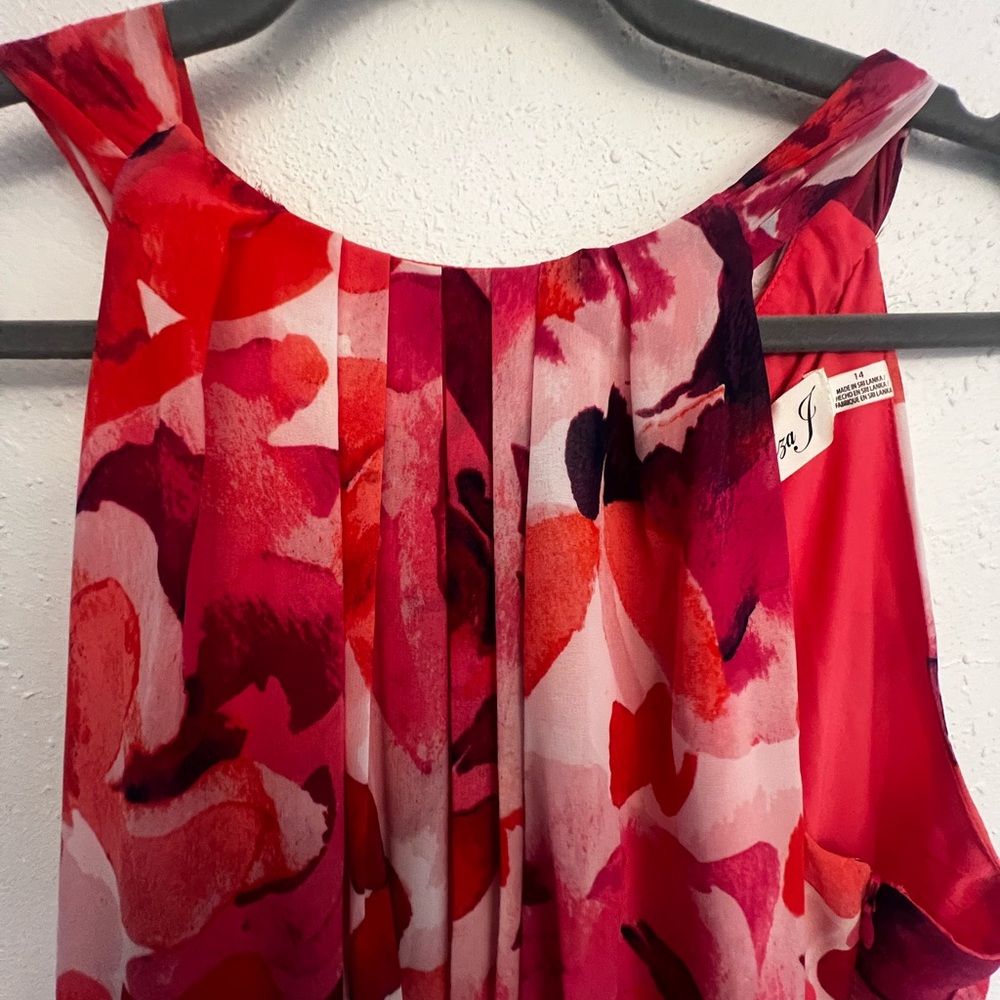 Floral Maxi Dress - Picture 9 of 14